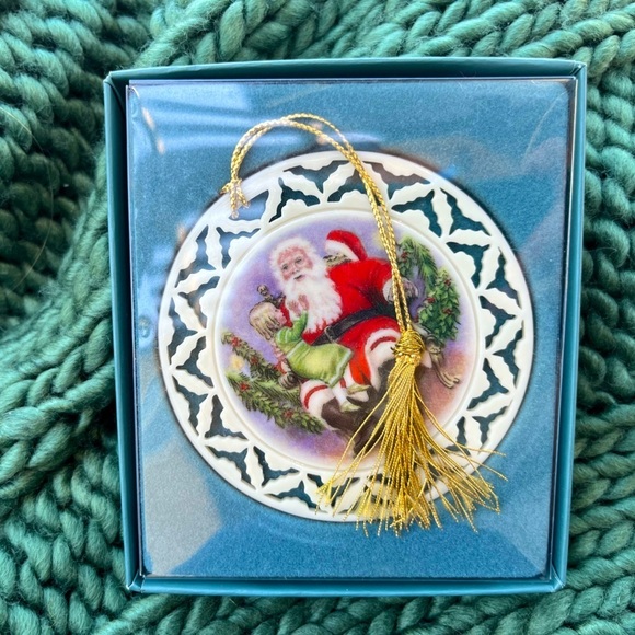 Vintage 1991 LENOX Ornament SANTA with CHILD - SANTA PORTRAIT SERIES - Picture 2 of 6